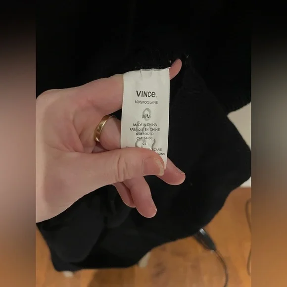 Vince black ribbed 100% wool asymmetric zip sweater jacket medium - Picture 4 of 7